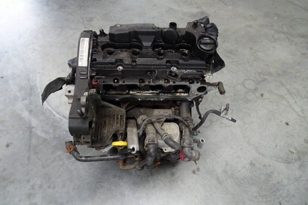 VW GOLF VII 1 6 TDI ENGINE CLHB Catalog number of the part CLHB OE