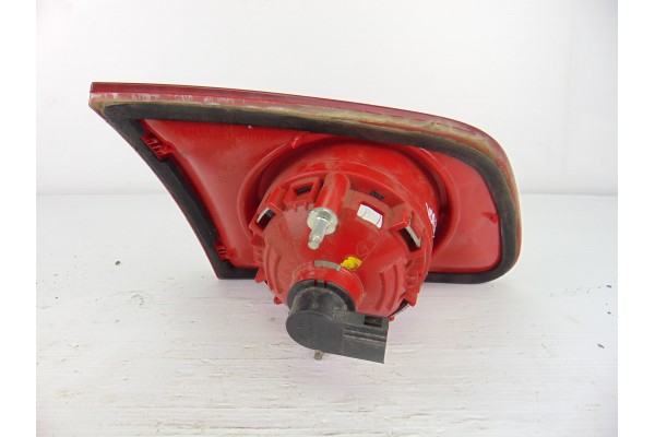 3C9945094 PILOTO TRASERO DERECHO INTERIOR VOLKSWAGEN PASSAT VARIANT (3C5)