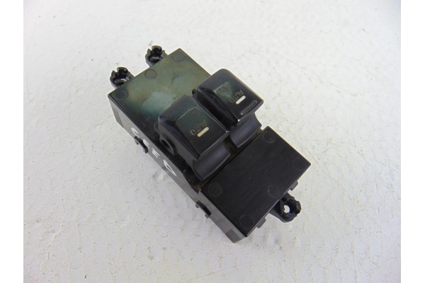 93570-A2100 MANDO ELEVALUNAS DELANTERO IZQUIERDO KIA CEED (JD) Concept 2012 93570-A2100 203784 KIA - 1