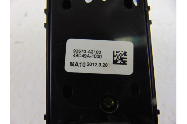 93570-A2100 MANDO ELEVALUNAS DELANTERO IZQUIERDO KIA CEED (JD) Concept 2012 93570-A2100 203784 KIA - 3