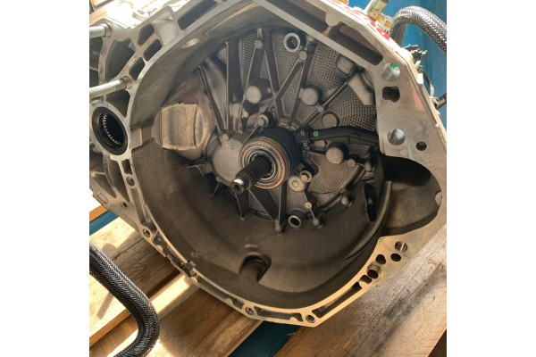 TRANSMISSION TL8B014 320102278R 1 5 DCI BLUE K9KU878 DACIA DUSTER II 4x4 Part manufacturer Renault OE
