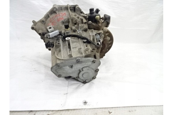 PEUGEOT EXPERT III GEARBOX 2 0 BLUEHDI 20MB51 Catalog number of the part PEUGEOT EXPERT III SKRZYNIA BIEGOW 2 0 BLUEHDI 20MB51 1