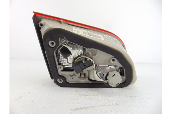 13282247 PILOTO TRASERO DERECHO INTERIOR OPEL ASTRA J SPORTS TOURER Sport 2010 13282247 195839 OPEL - 1