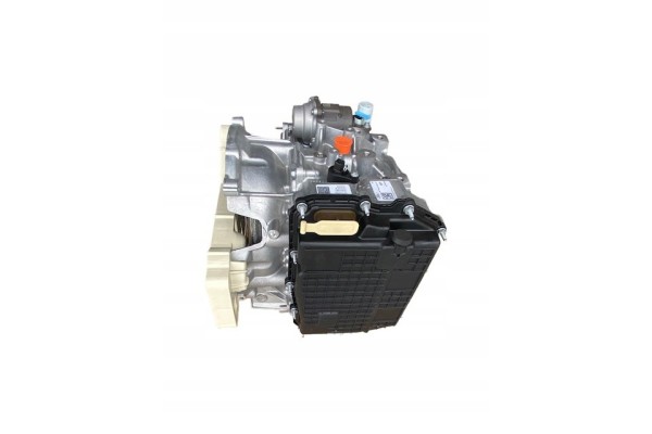 CHEST 8F35 Ford 2WD NEW Part manufacturer Ford OE
