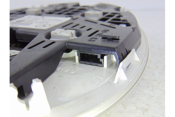 A2118207401 LUZ INTERIOR MERCEDES-BENZ CLASE E (BM 211) BERLINA