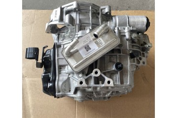 GD VW T7 MULTIVAN 2 0TDI GEARBOX DSG VDB 13 km Engine type diesel