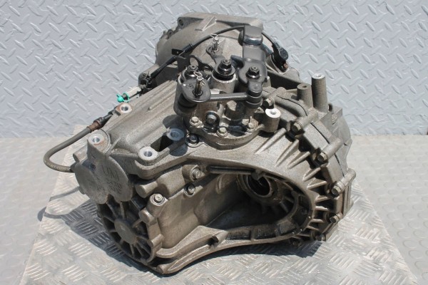 GEARBOX SH93JF KIA OPTIMA IV 1 7 CRDI 15 20 Part manufacturer Kia OE