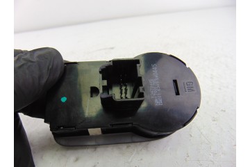 13470445 MANDO LUCES OPEL CORSA E Selective 2017 13470445 204715 OPEL - 2