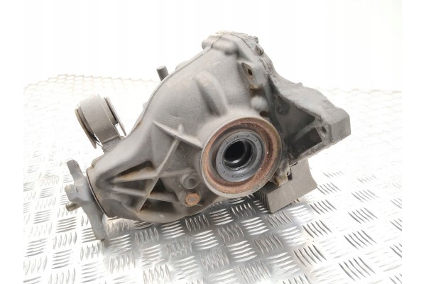 2011 Mercedes Benz CLS C218 AMG Rear Differential 2183503200 Catalog number of the part 2183503200