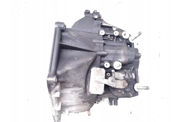 Mazda 6 Manual 6 speed gearbox 2 2 D Diesel 110kW 150 HP 2013 Transmission type manual
