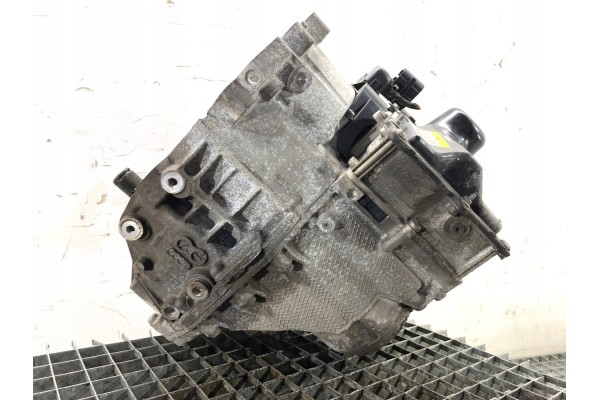 GEARBOX VW PASSAT B8 URK 1 5 150KM Engine type gasoline