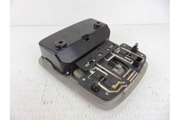 77670-34000 LUZ INTERIOR SSANGYONG TIVOLI Limited 4x2 2017 77670-34000 199186 SSANGYONG - 3