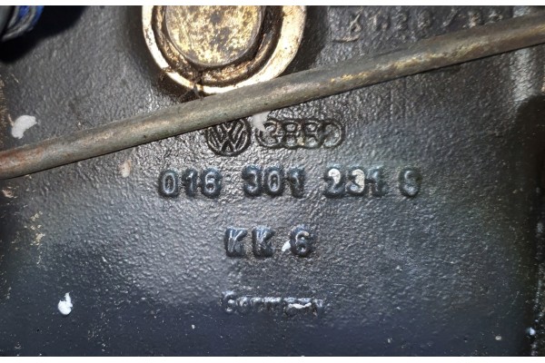 Transmission Audi 80 90 100 200 quattro coupe 016 301 211 F Porsche 944 Part manufacturer Audi OE