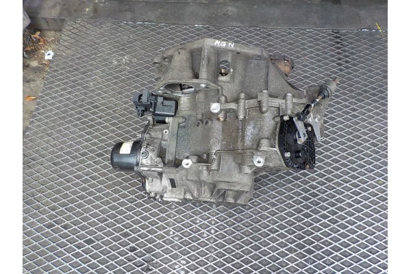 VOLKSWAGEN GOLF VI 1 6 TDI GEARBOX MGN Engine type diesel