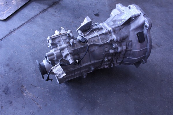 GEARBOX IVECO DAILY IV 2 3 HPI 22R Catalog number of the part 8873677 FT50 6 skrzynia