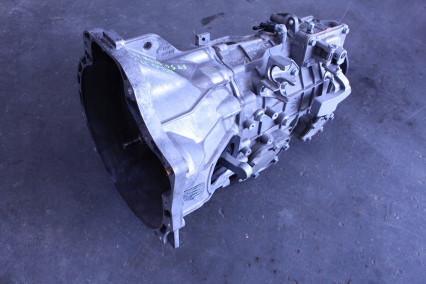 GEARBOX IVECO DAILY IV 2 3 HPI 22R Transmission type manual