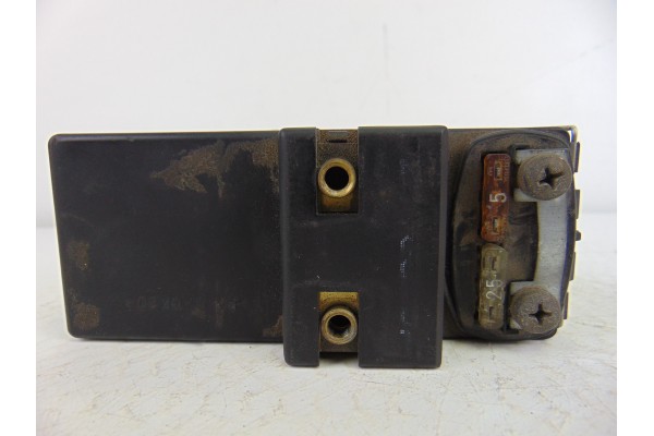 6K0919506A CAJA RELES / FUSIBLES SEAT IBIZA (6K1) Básico 1997 6K0919506A 201610 SEAT - 1