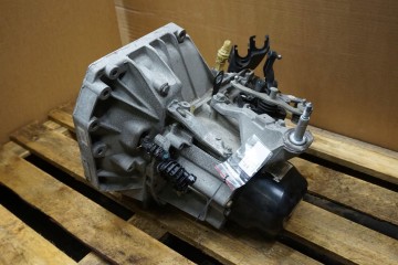 GEARBOX DACIA DUSTER II 19R JR5065 JR5 065 320106830R