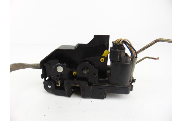 5 PIN CERRADURA PUERTA DELANTERA DERECHA HYUNDAI GETZ (TB) 1.1 Básico 2004 5 PIN 193961 HYUNDAI - 1