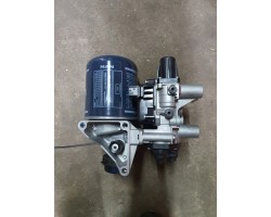 Dehumidifier valve MAN TGX TGS TG3 81 52108 6043 Wabco 9325103090