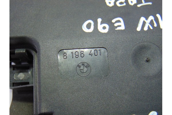 8196401  CERRADURA MALETERO / PORTON BMW SERIE 3 BERLINA (E90) 318d 2006 8196401 205261 BMW - 1