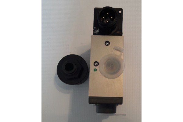 LEVELLING VALVE INCL VOLVO FH FM FL ORYG KNORR Part manufacturer no brand