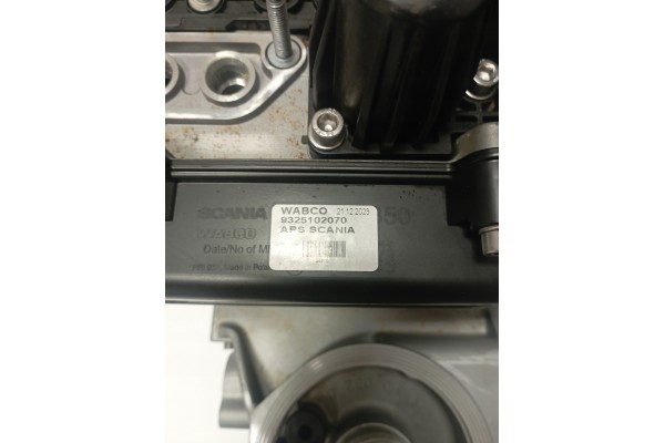 9325102070 BASE DEHUMIDIFIER SCANIA VALVE Part manufacturer Wabco