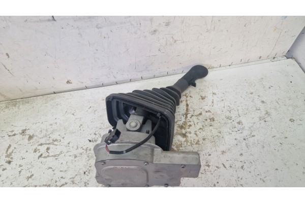 Mecanismo selector de cambio con pomo izquierdo MAN TGX 81326056142
