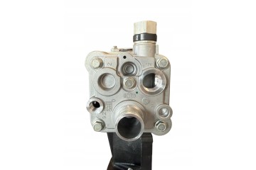 COMPRESSOR MAN KNORR OE 51 54000 7147 LS 3907 Quality of parts according to GVO O original with manufacturer s logo OE