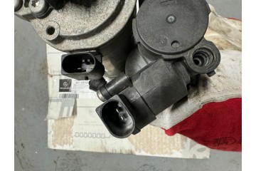 Mercedes V CLASS EQV 447 448 pump compressor airmatic air matic pneumatics Part manufacturer Mercedes Benz OE