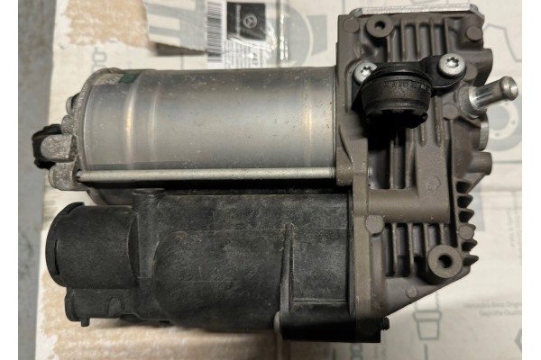 Mercedes V CLASS EQV 447 448 pump compressor airmatic air matic pneumatics Product weight with unit packaging 1 kg