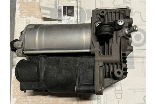 Mercedes V CLASS EQV 447 448 pump compressor airmatic air matic pneumatics Catalog number of substitutes a4473206200
