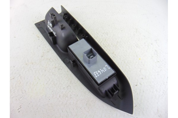 1K4959857B MANDO ELEVALUNAS DELANTERO IZQUIERDO VOLKSWAGEN TOURAN (1T2)
