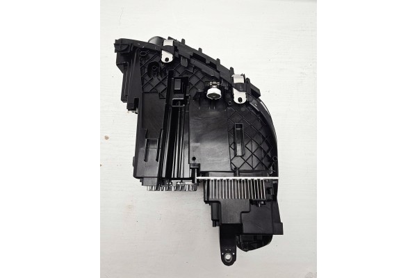 Faro Delantero Izquierdo FULL LED Adaptativo BMW X1 U11 2022-