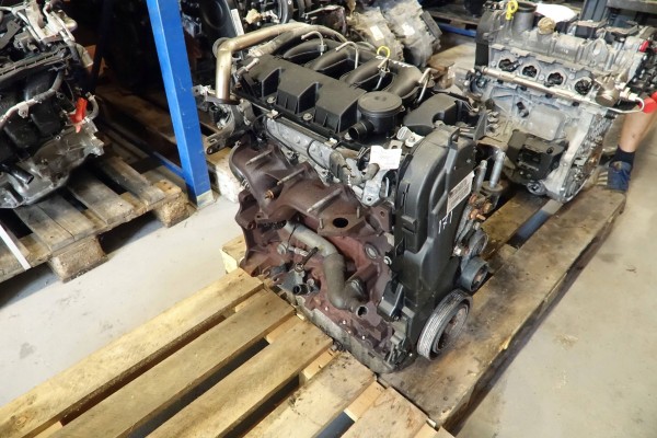 ENGINE FORD MONEDO IV VOLVO V50 2 0 D D4204T QXBA Catalog number of the part QXBA