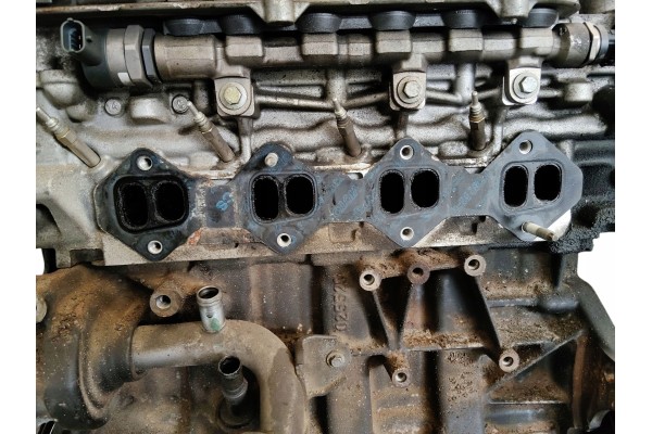 ENGINE POST NISSAN QASHQAI J10 2 0 DCI 150HP 110kW M9RW855 235 THOUSAND FILM Part manufacturer Nissan OE