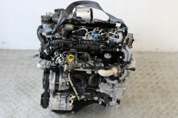 ENGINE COMPLETE JAGUAR F PACE X761 2 0 D 204DTH Part manufacturer Jaguar OE