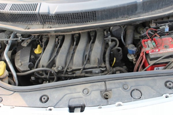 ENGINE RENAULT MEGANE SCENIC II 2 0 16V F4R770 COMPLETE WITH SUPPORT
