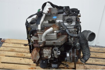 engine Mitsubishi pajero iii 3 2 did 4m4ck 4m41 complete Car type 4x4 SUV buses undefined trucks cargo vans RVs passenger cars