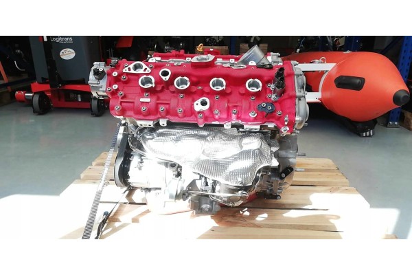 engine Ferrari California T 299065 Catalog number of the part silnik Ferrari California T 299065