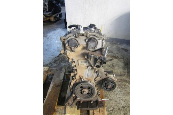 ENGINE POST 1 2 D 4T TOYOTA AURIS II STATION WAGON LIFT T8NR E12 Car type passenger cars