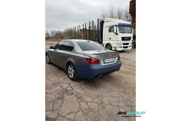 Parachoques Trasero BMW Serie 5 E60 M-Package Sedán con PDC 520 525 5