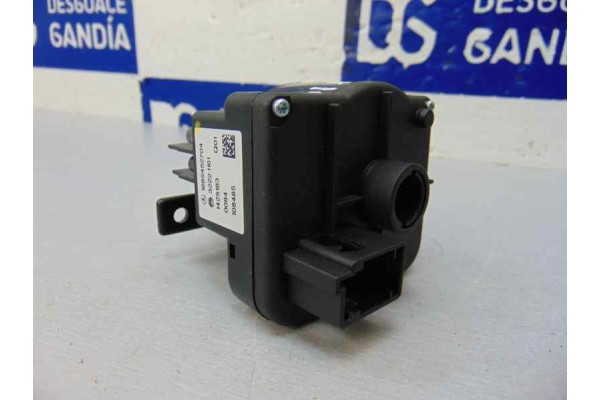 1695452704 MANDO LUCES MERCEDES-BENZ CLASE A (BM 169)