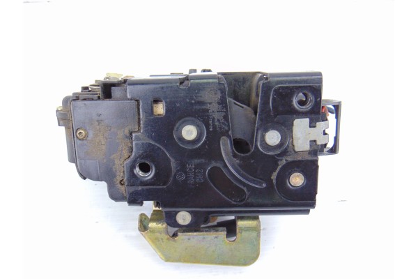 4B1837015B  CERRADURA PUERTA DELANTERA IZQUIERDA AUDI A6 BERLINA (4B2) 2.8 Quattro 2000 4B1837015B 189681 AUDI - 1