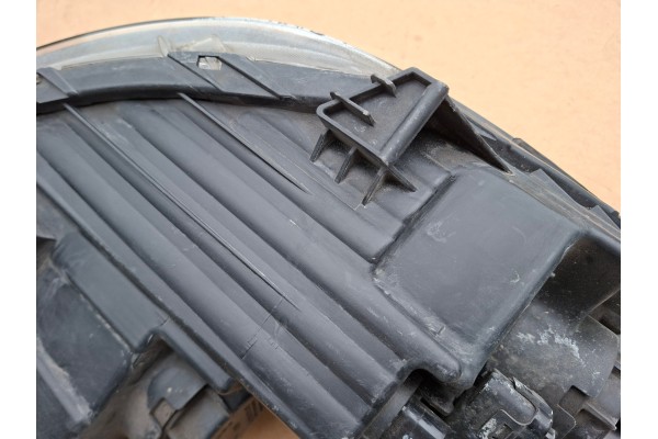 LAMP FRONT REFLECTOR HYUNDAI IX35 LEFT ORIGINAL EUROPE WHOLE Car type passenger cars