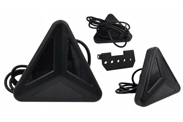 LAMP REAR STOP THIRD STOP LIGHT UNIVERSAL BLACK STRONG F1 Catalog number of the part F1 CZARNE MOCNE LAMPA TYL STOP TRZECIE SWIA