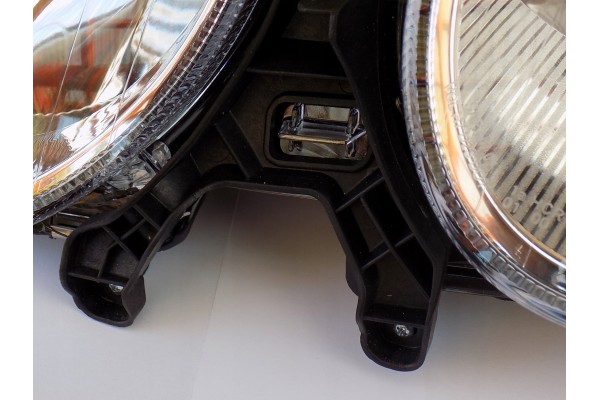 MERCEDES E CLASS W211 HEADLIGHT SET Type of low beam headlights xenon