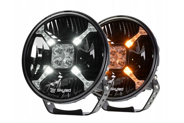 LONG RANGE REFLECTOR SKYLED COSMO FLASH 9X 120W FULL LED POSITION STROBO
