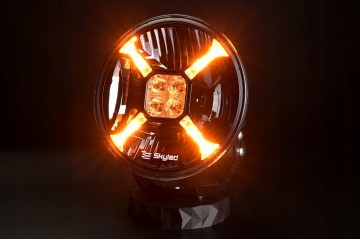 LONG RANGE REFLECTOR SKYLED COSMO FLASH 9X 120W FULL LED POSITION STROBO Additional information bulbs included
