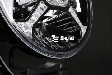 LONG RANGE REFLECTOR SKYLED COSMO FLASH 9X 120W FULL LED POSITION STROBO EAN GTIN 5903849403481